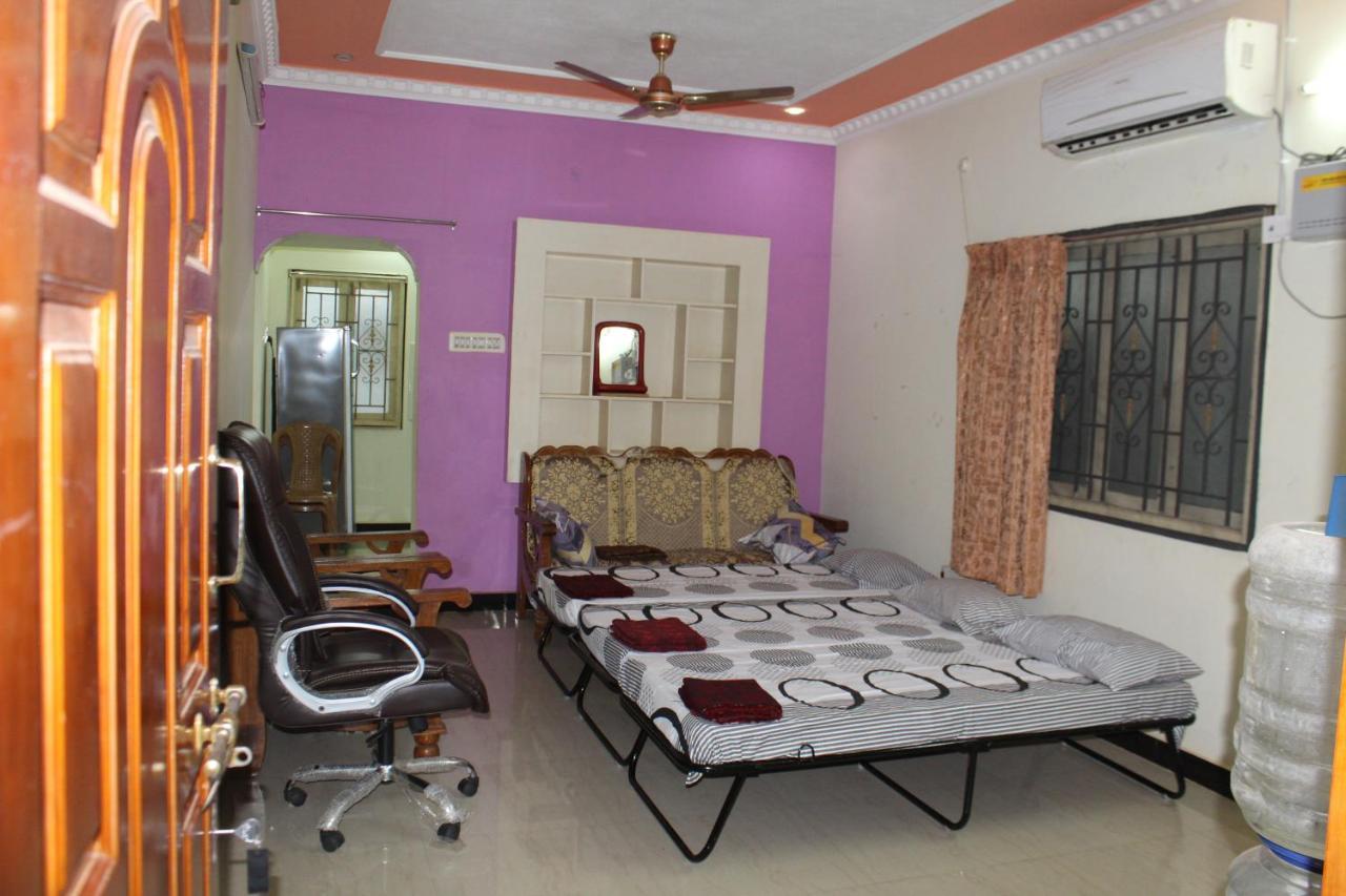 Centaurus Homestay Near Trichy Airport Tiruchirappalli Экстерьер фото